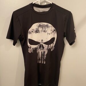 Under Armour RARE Punisher Compression Shirt Men’s Medium Marvel HeatGear